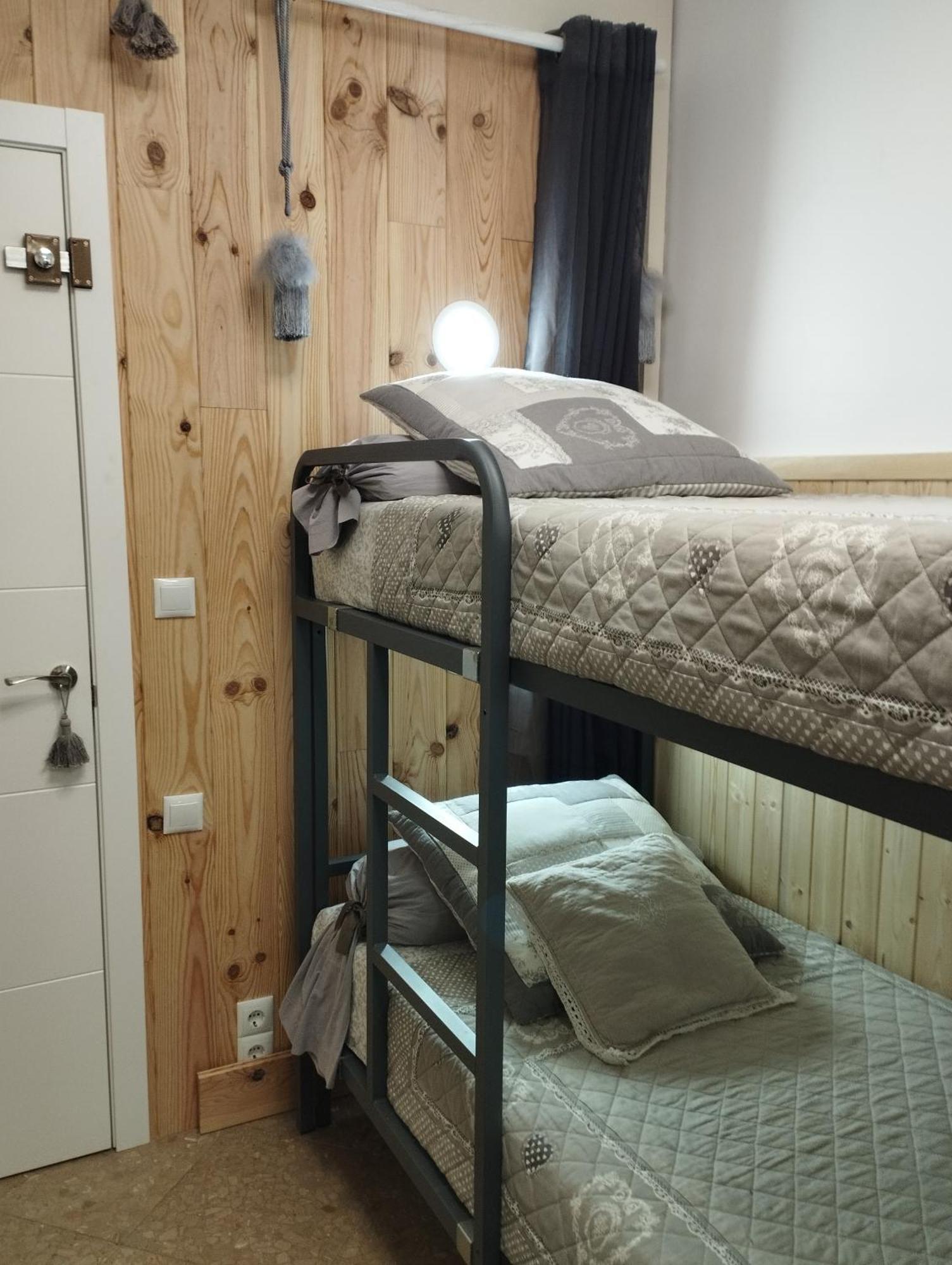 Chambres D'Hotes Chez Catherine A Reus Chambre De Paris Avec Salle De Bains Privee Exterior photo